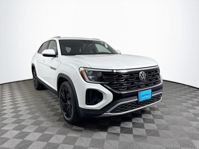 new 2025 Volkswagen Atlas Cross Sport car, priced at $45,603