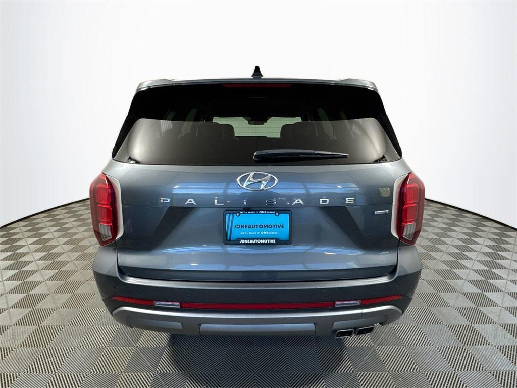used 2024 Hyundai Palisade car, priced at $31,333