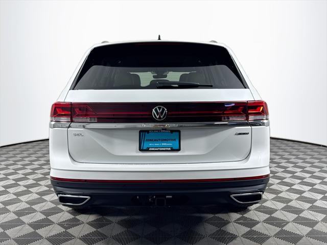 new 2025 Volkswagen Atlas car, priced at $49,336