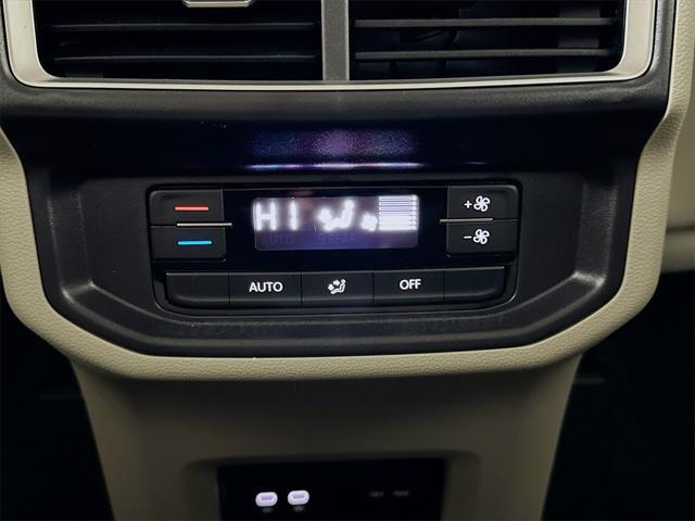 new 2025 Volkswagen Atlas car, priced at $44,931