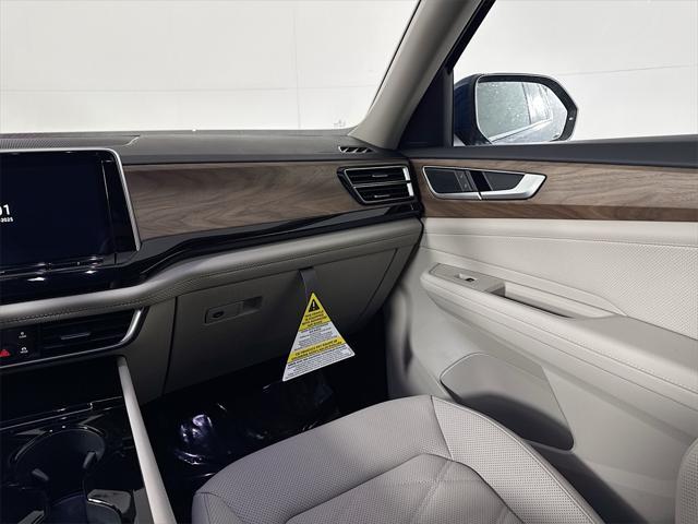 new 2025 Volkswagen Atlas car, priced at $44,931