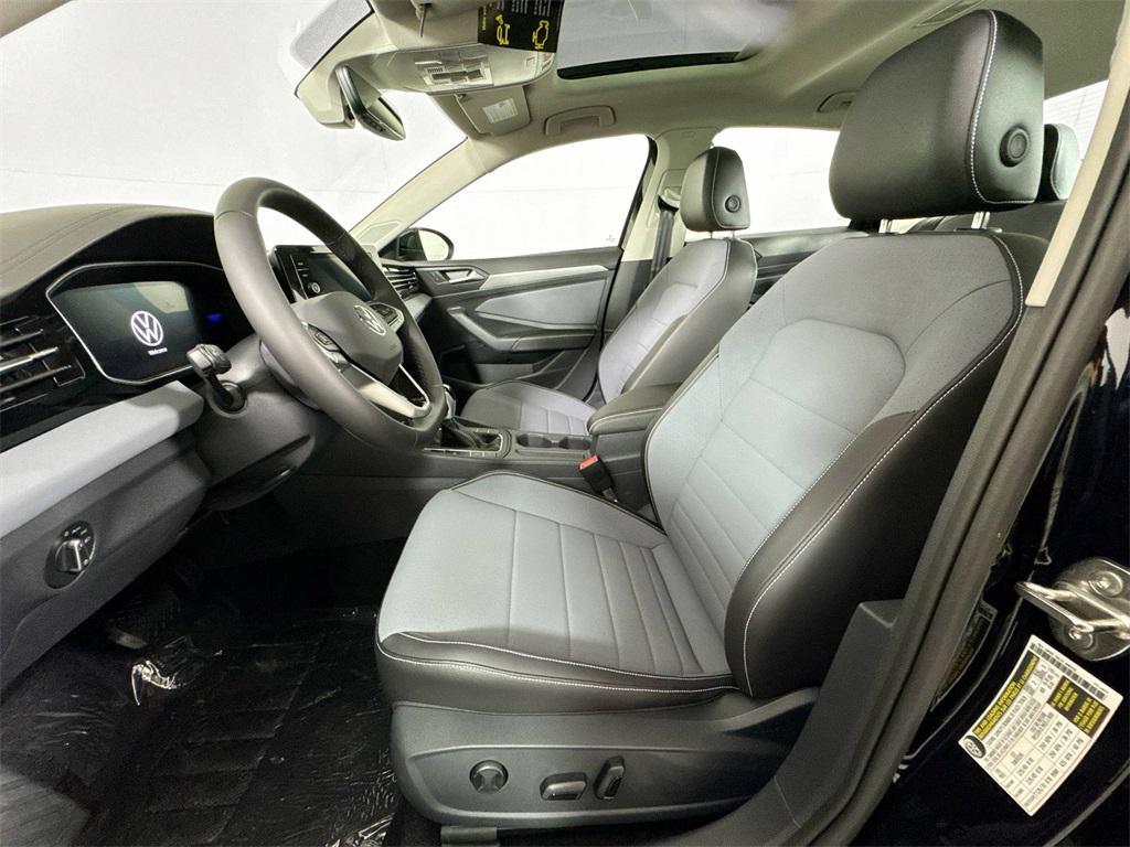 new 2025 Volkswagen Jetta car, priced at $28,030