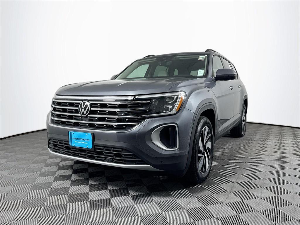 new 2025 Volkswagen Atlas car, priced at $45,636