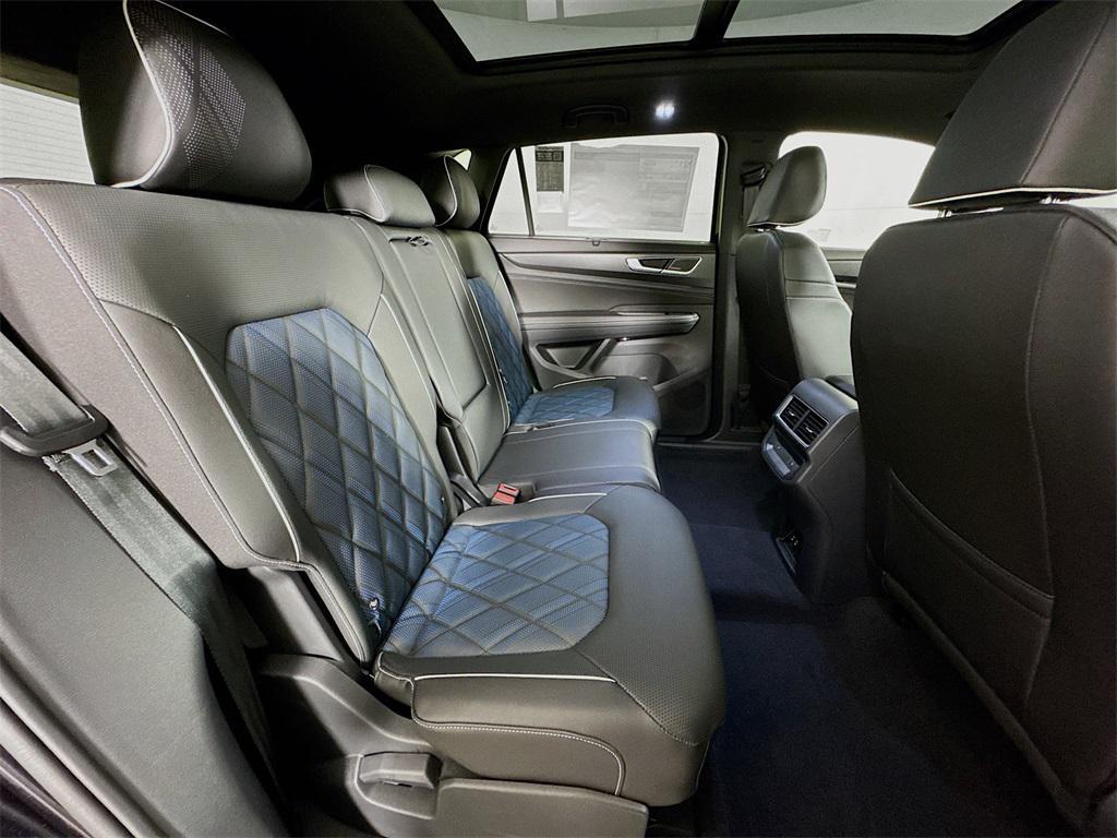 new 2025 Volkswagen Atlas Cross Sport car, priced at $52,935
