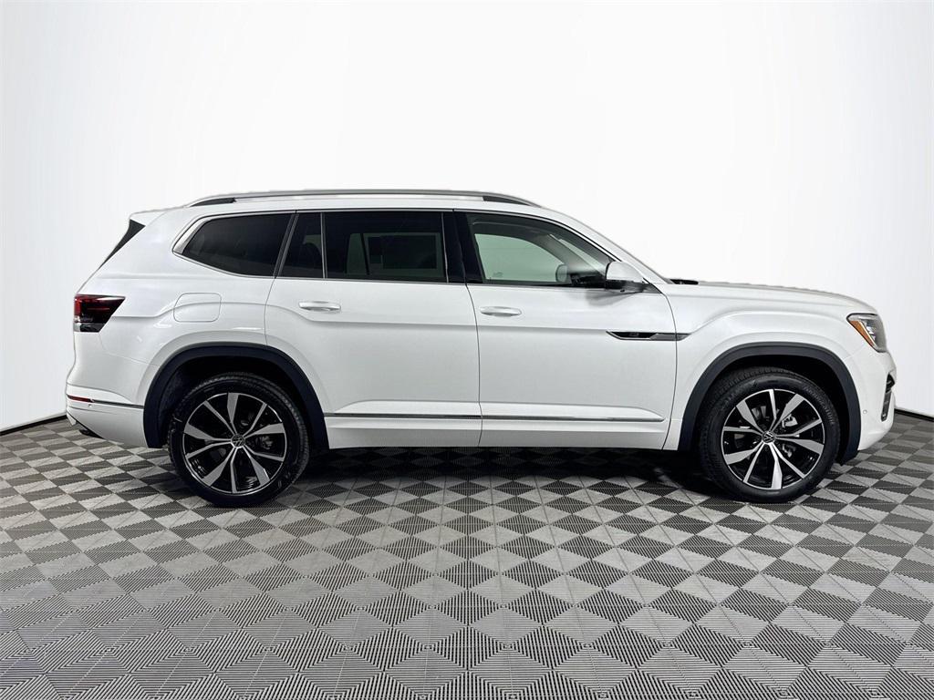 new 2025 Volkswagen Atlas car, priced at $53,848
