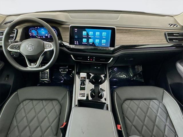 new 2025 Volkswagen Atlas car, priced at $54,348