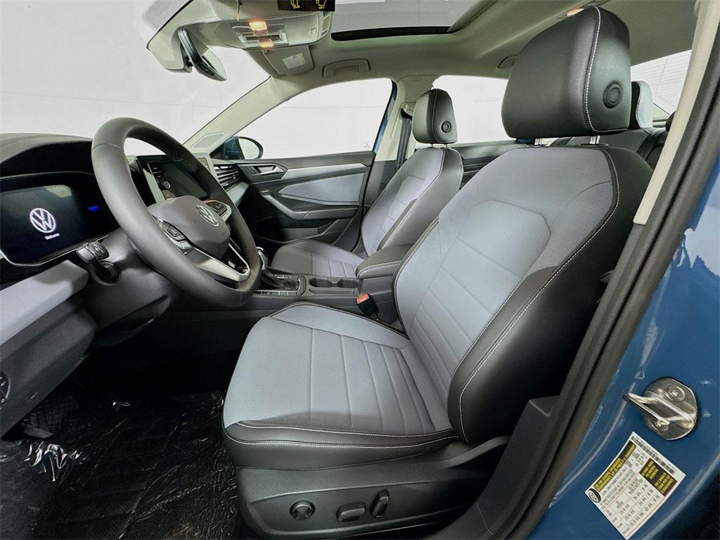 new 2025 Volkswagen Jetta car, priced at $27,546