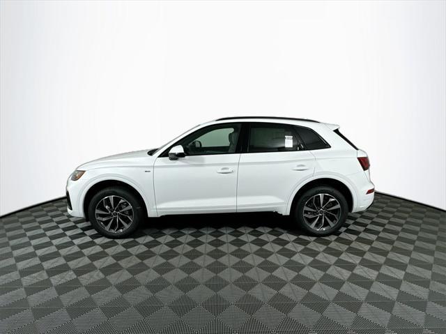 new 2024 Audi Q5 car, priced at $52,180