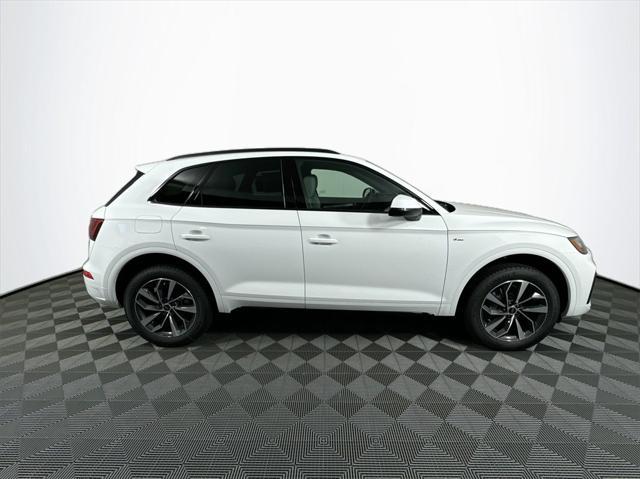 new 2024 Audi Q5 car, priced at $52,180