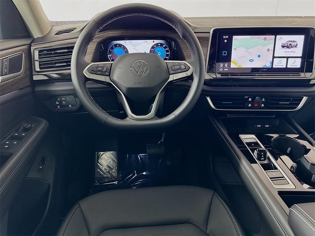 new 2025 Volkswagen Atlas car, priced at $50,107
