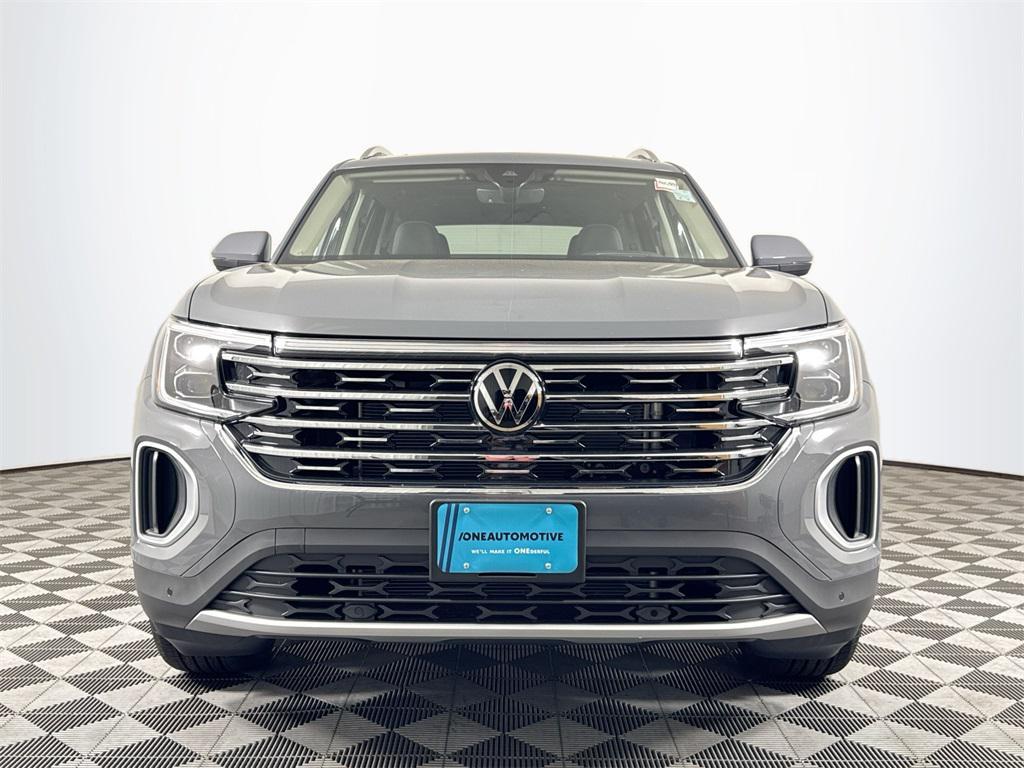 new 2025 Volkswagen Atlas car, priced at $50,107