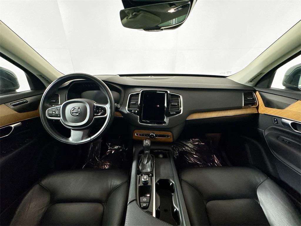 used 2022 Volvo XC90 car, priced at $31,497