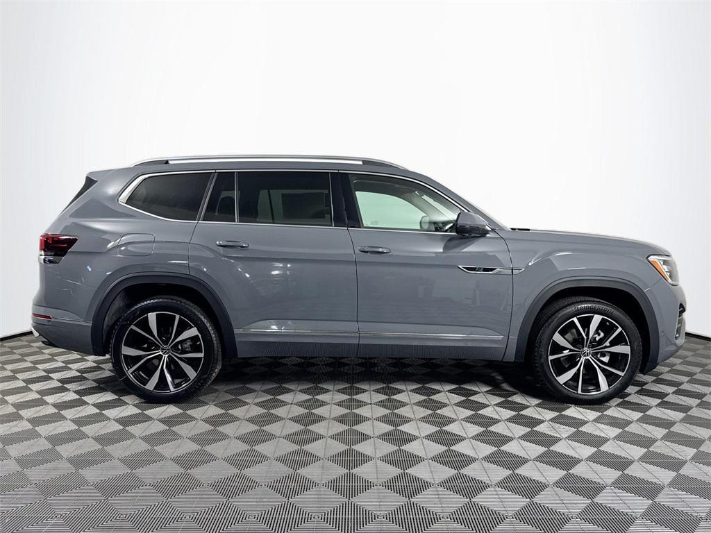 new 2025 Volkswagen Atlas car, priced at $53,848