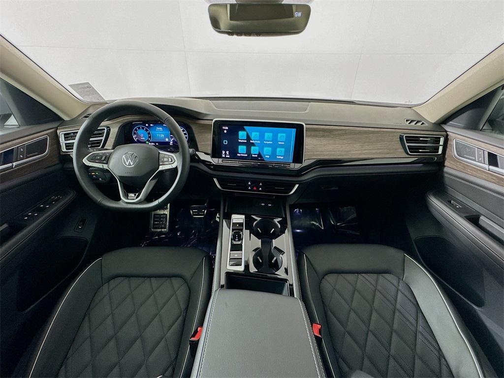 new 2025 Volkswagen Atlas car, priced at $53,848