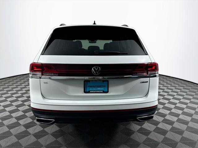 new 2024 Volkswagen Atlas car, priced at $45,105