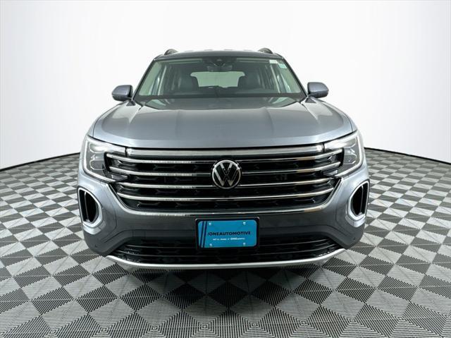 new 2024 Volkswagen Atlas car, priced at $45,840