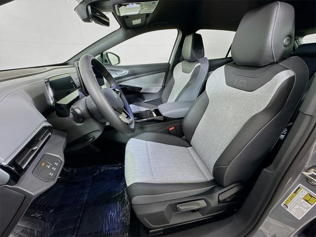 new 2025 Volkswagen ID.4 car, priced at $49,495