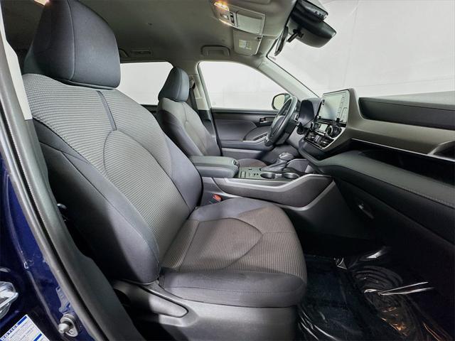 used 2021 Toyota Highlander Hybrid car, priced at $28,222