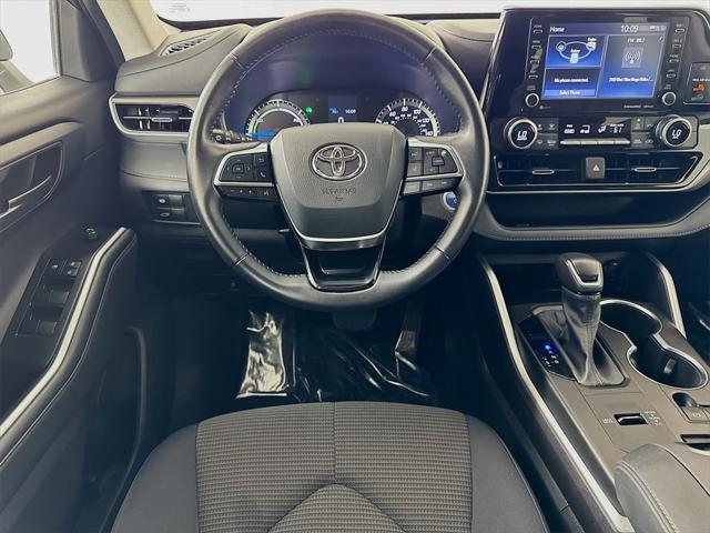used 2021 Toyota Highlander Hybrid car, priced at $28,222