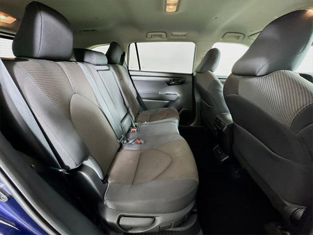 used 2021 Toyota Highlander Hybrid car, priced at $28,222