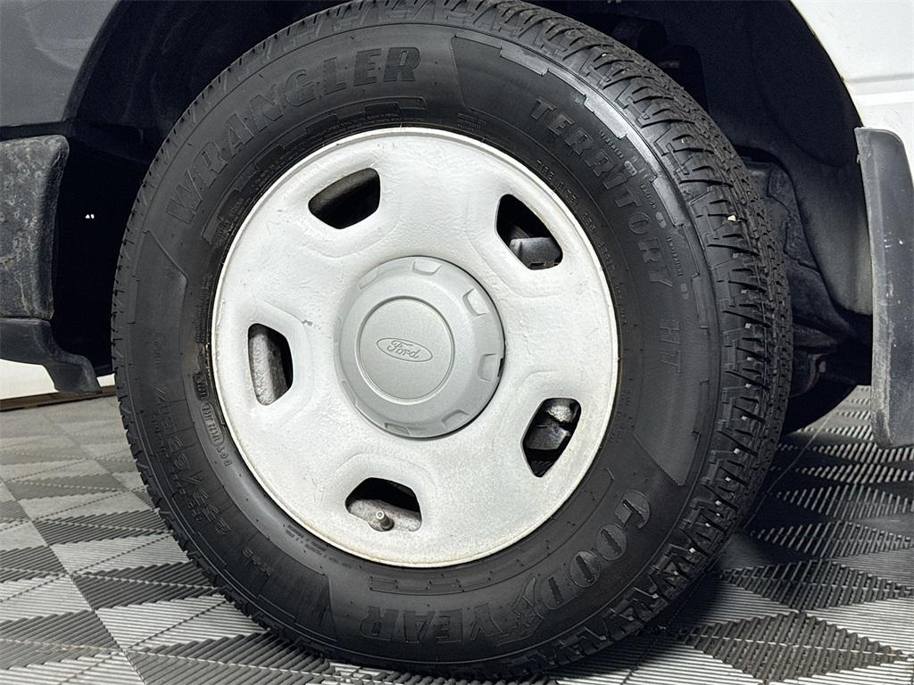 used 2005 Ford F-150 car, priced at $7,492