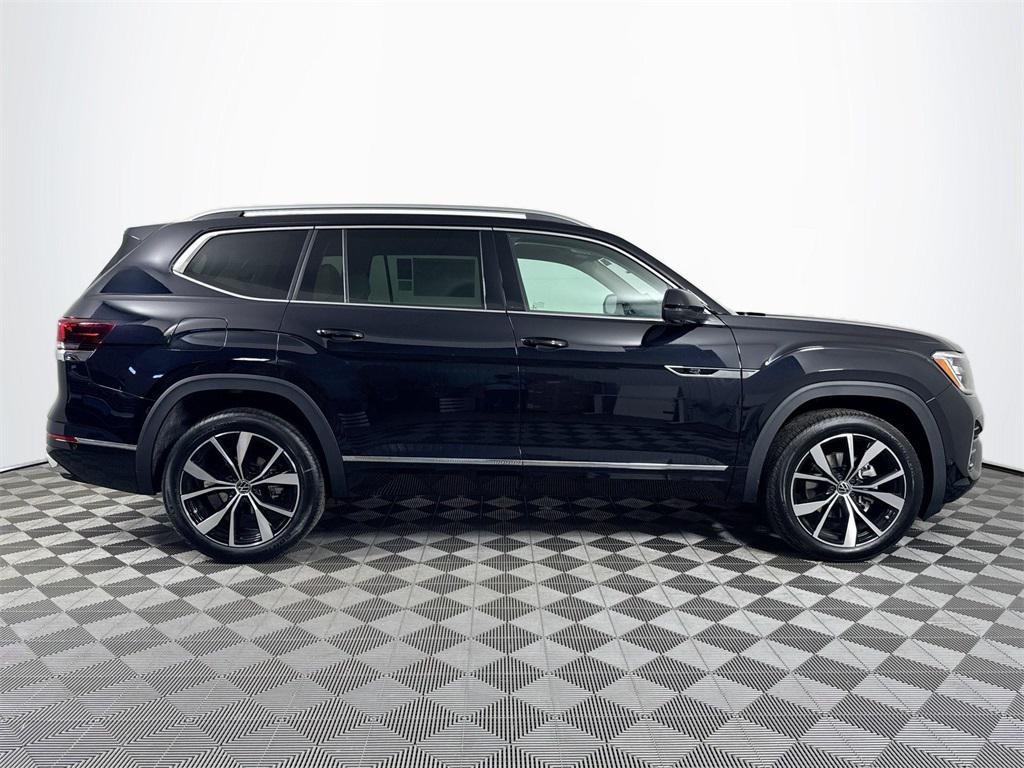 new 2025 Volkswagen Atlas car, priced at $54,009