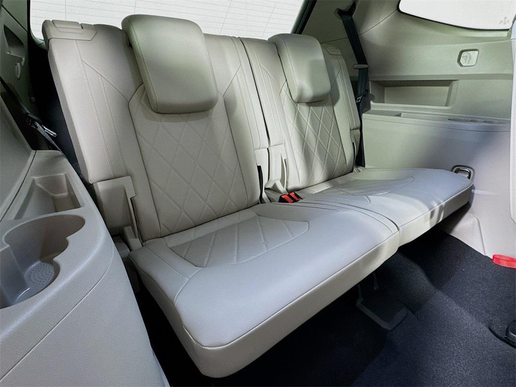 new 2025 Volkswagen Atlas car, priced at $54,009