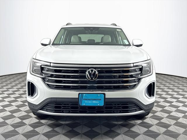 new 2025 Volkswagen Atlas car, priced at $45,443