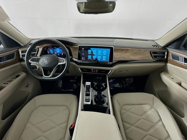 new 2025 Volkswagen Atlas car, priced at $45,636