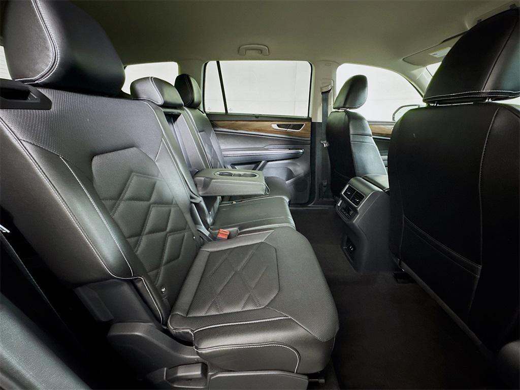 used 2025 Volkswagen Atlas car, priced at $38,242