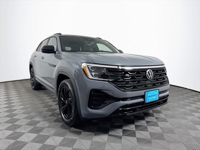 new 2025 Volkswagen Atlas Cross Sport car, priced at $50,417