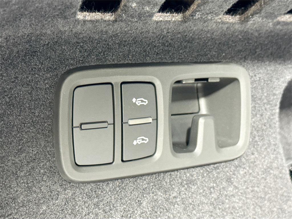 new 2026 Audi Q8 car, priced at $86,450