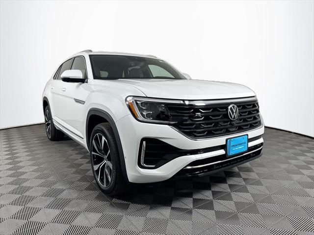 new 2025 Volkswagen Atlas Cross Sport car, priced at $53,372