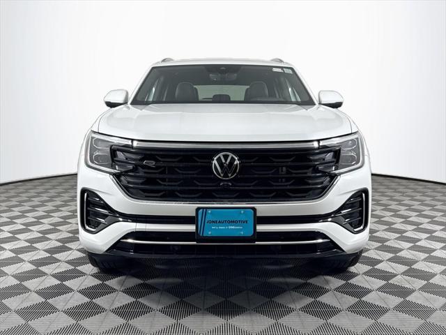 new 2025 Volkswagen Atlas Cross Sport car, priced at $53,372