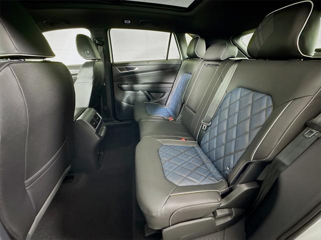 new 2025 Volkswagen Atlas Cross Sport car, priced at $53,372