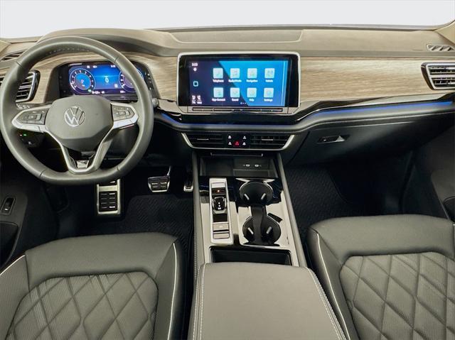 new 2024 Volkswagen Atlas car, priced at $54,245