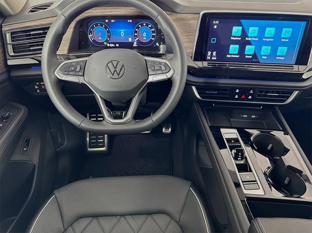 new 2024 Volkswagen Atlas car, priced at $54,245