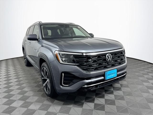 new 2024 Volkswagen Atlas car, priced at $54,245