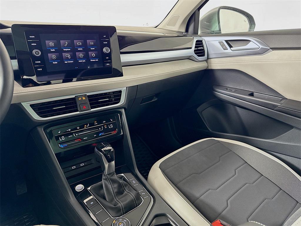 new 2025 Volkswagen Taos car, priced at $32,142