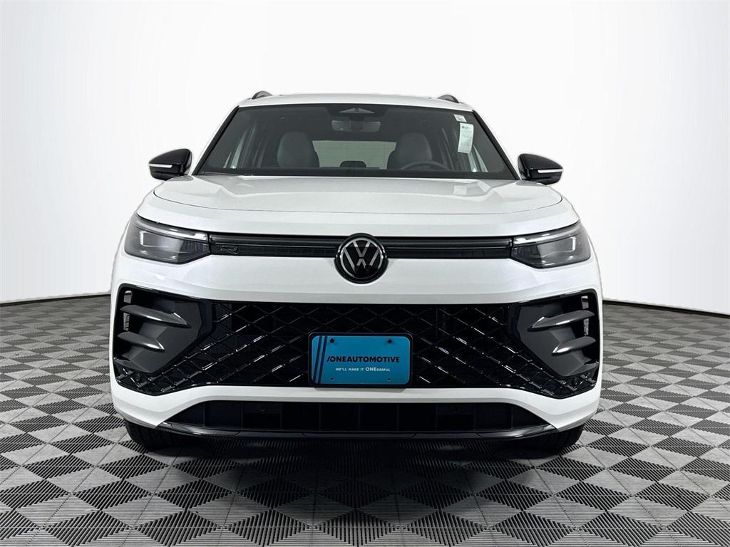 new 2025 Volkswagen Tiguan car, priced at $39,235