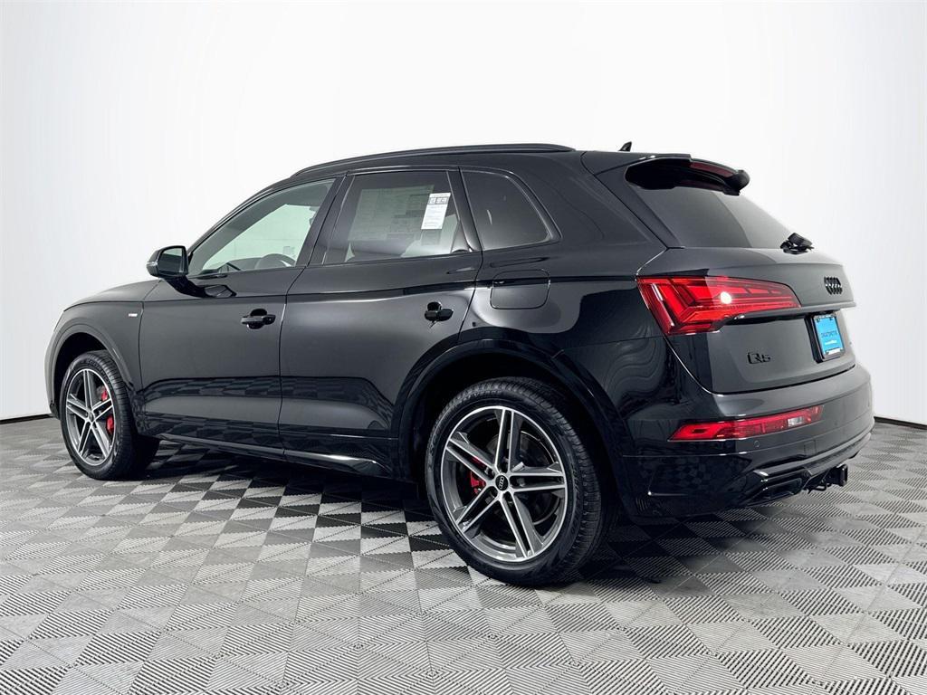 new 2025 Audi Q5 car, priced at $69,475