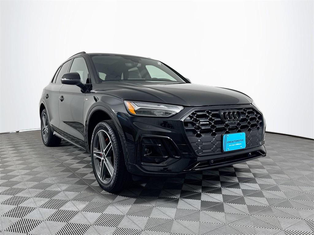 new 2025 Audi Q5 car, priced at $69,475