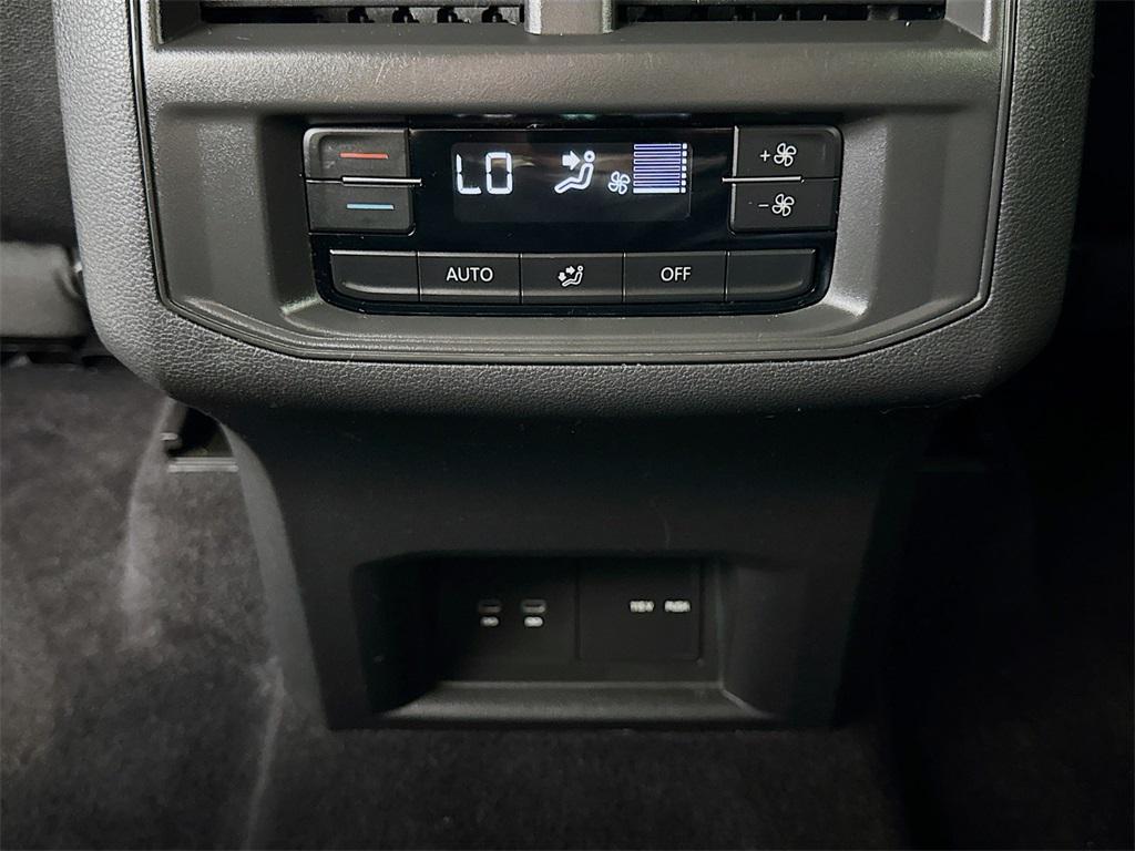 used 2021 Volkswagen Atlas car, priced at $24,492
