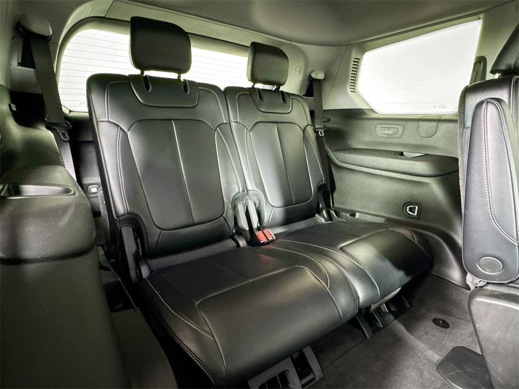 used 2021 Jeep Grand Cherokee L car, priced at $26,997