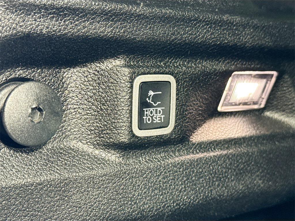 used 2021 Jeep Grand Cherokee L car, priced at $26,997