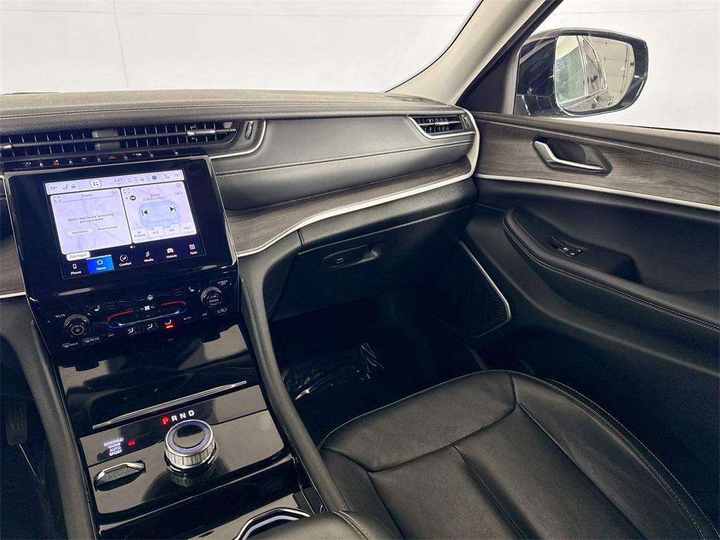 used 2021 Jeep Grand Cherokee L car, priced at $26,997