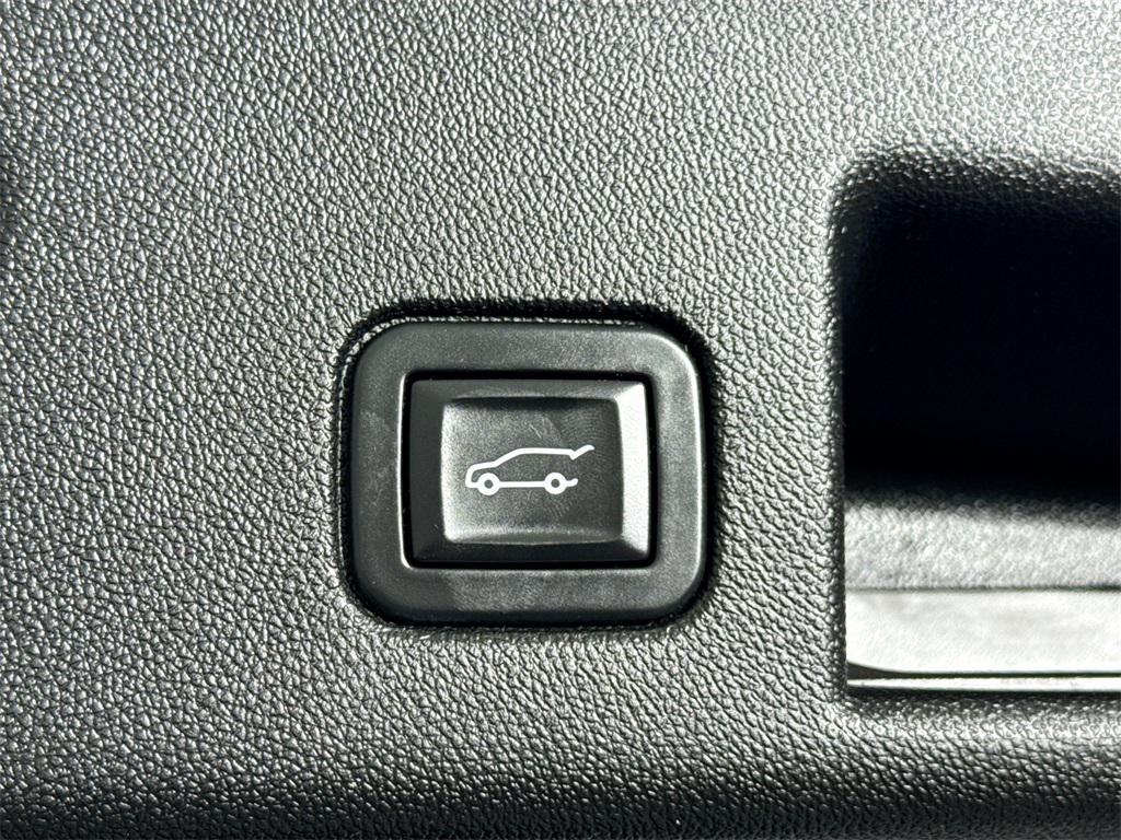 used 2018 Chevrolet Equinox car, priced at $16,998