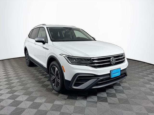 new 2024 Volkswagen Tiguan car, priced at $32,926