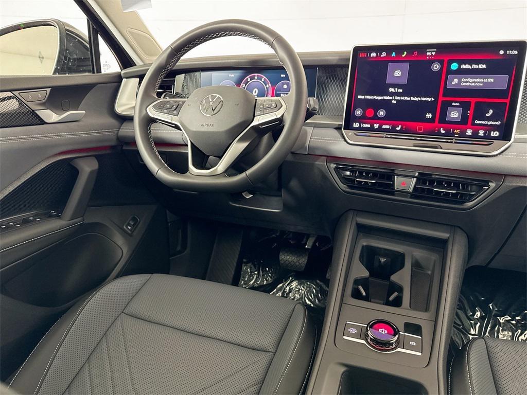 new 2025 Volkswagen Tiguan car, priced at $36,770
