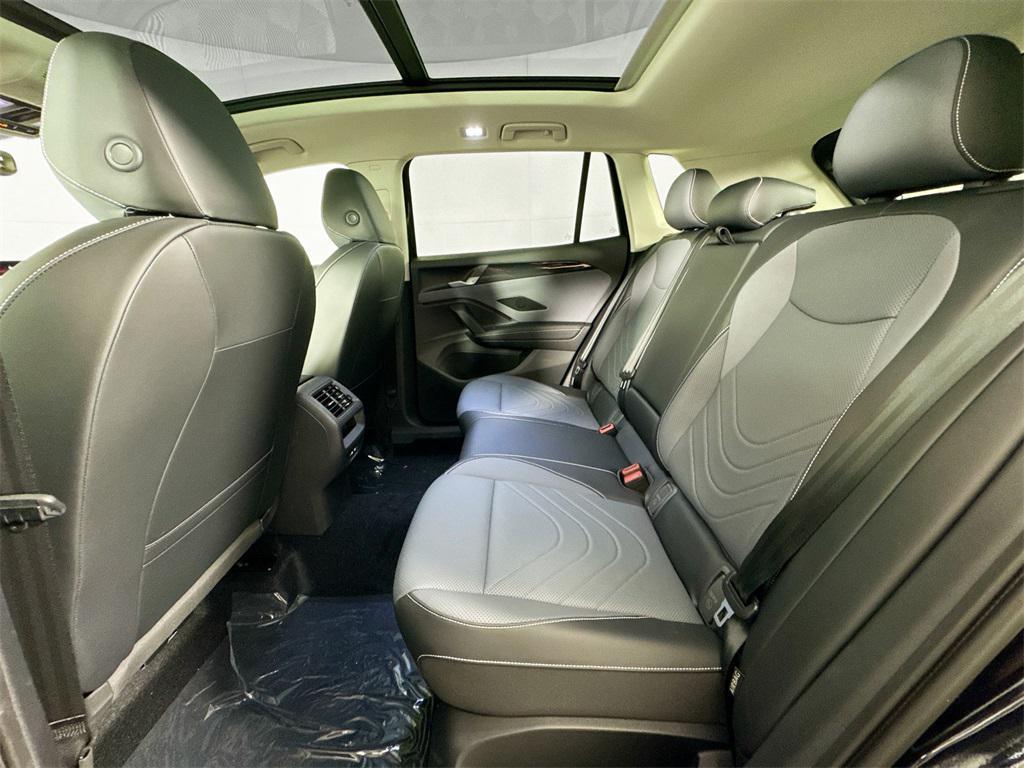 new 2025 Volkswagen Tiguan car, priced at $36,770